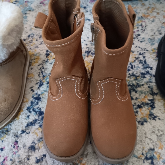 COPY - BOOT/SHOE BUNDLE EUC &< - Picture 2 of 15